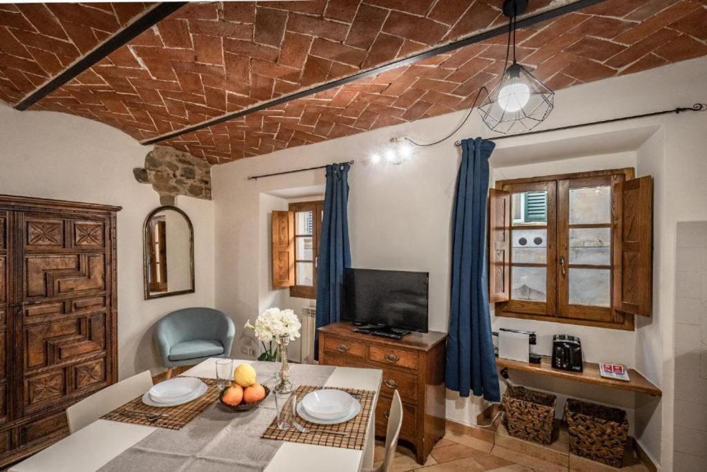 Dimora Vasari Apartment Arezzo Bagian luar foto