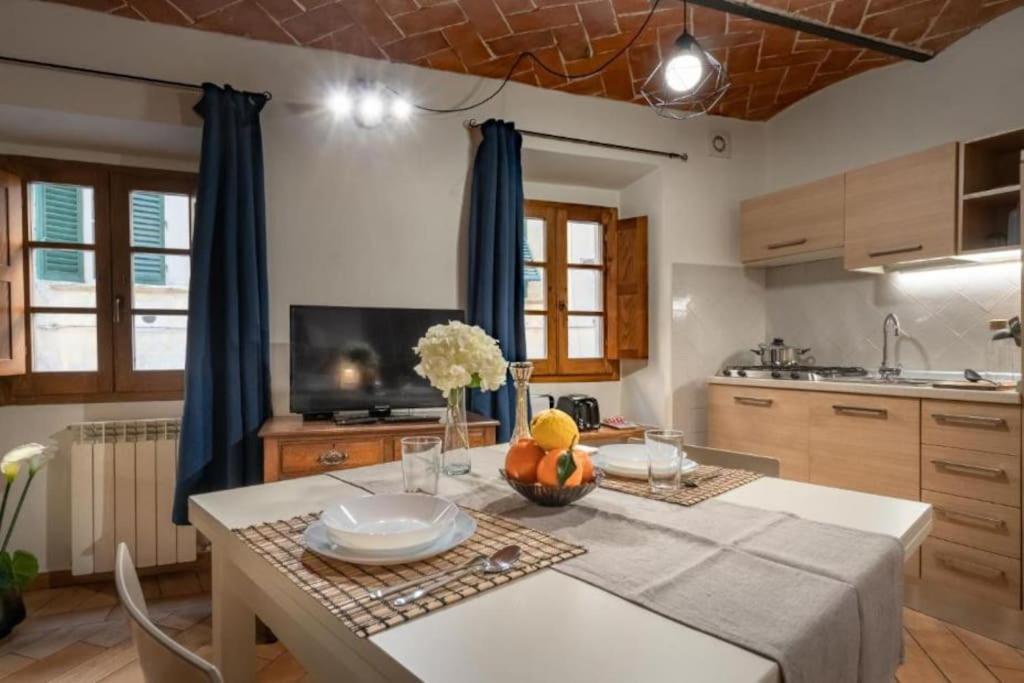 Dimora Vasari Apartment Arezzo Bagian luar foto